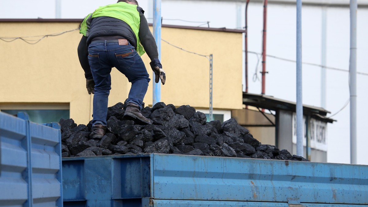 Dębieńsko: koksownia kończy produkcję koksu