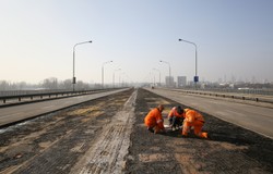 Most Łazienkowski trzeba rozebrać. Gronkiewicz-Waltz: Będzie taniej i szybciej