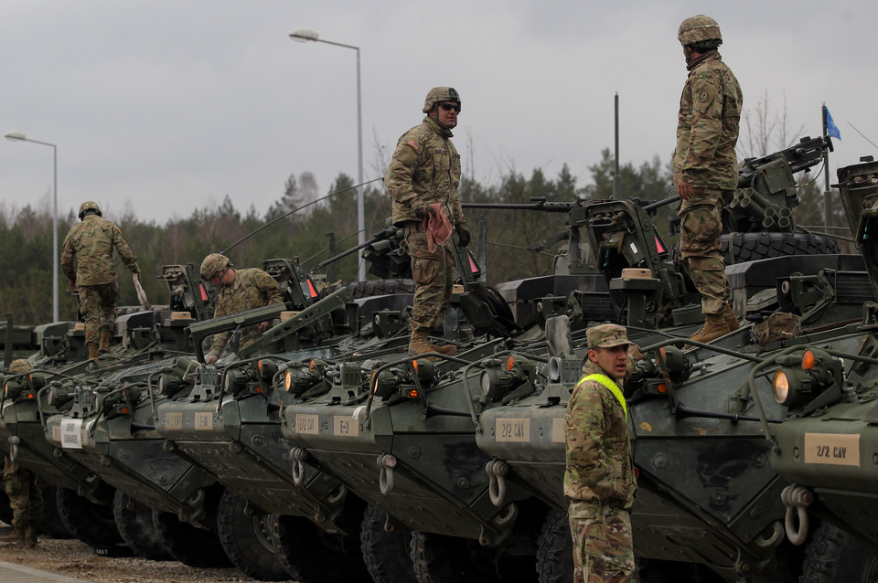 BEMOWO PISKIE KONTYNGENT NATO PRZYJAZD (przyjazd żołnierzy)