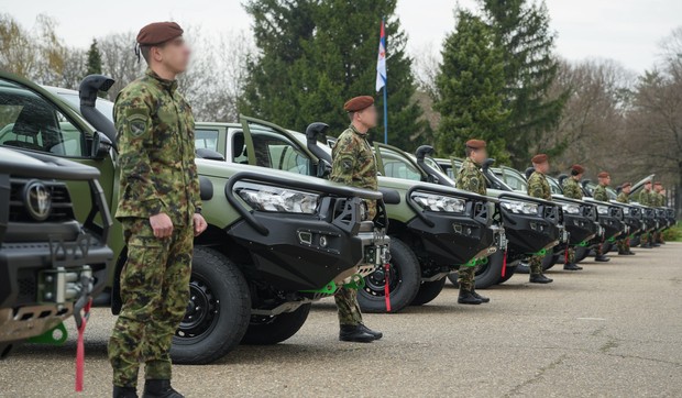 Novih 100 terenskih vozila za jedinice Vojske Srbije