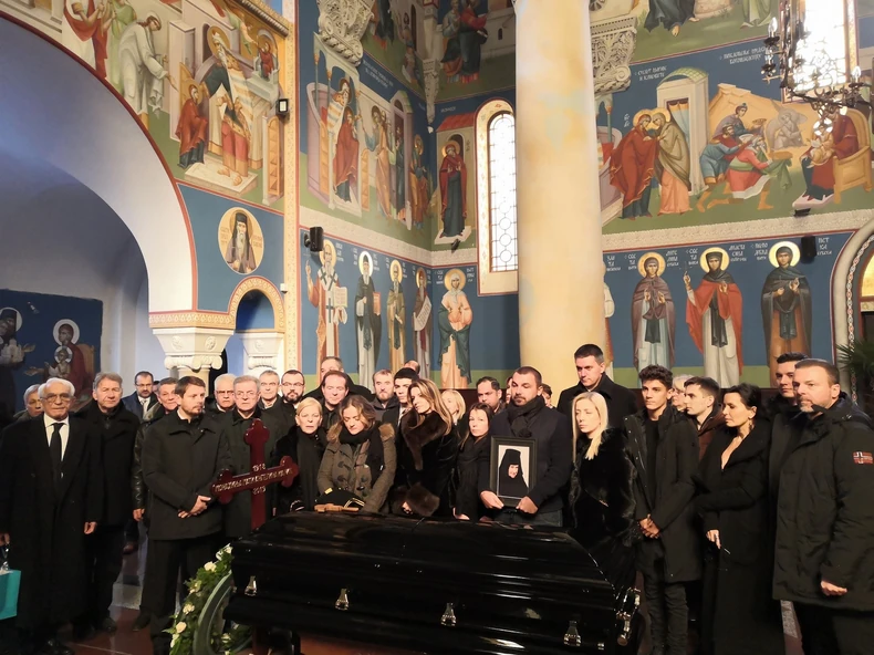 Oprostaj od mati Angeline