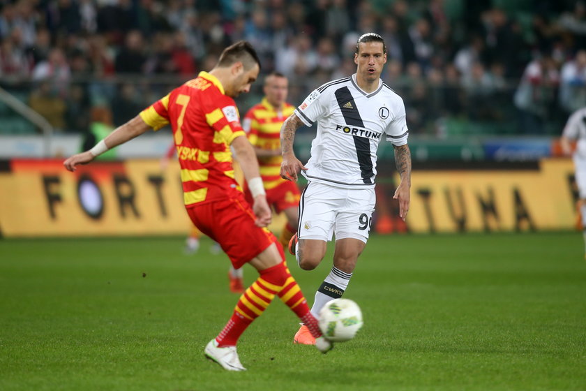 Legia Warszawa rozbiła 4:0 Jagiellonię Białystok