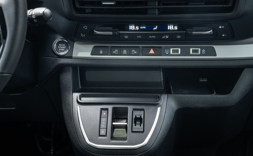 Toyota Proace Verso z nowym silnikiem 2.2 D-4D