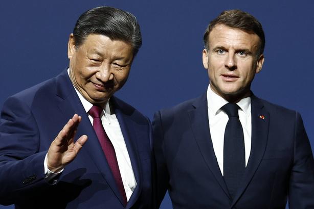 Xi Jinping i Emmanuel Macron