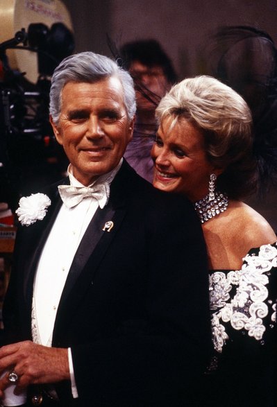 John Forsythe (Blake) i Linda Evans (Krystle) w serialu "Dynastia"