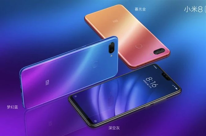 Xiaomi Mi 8 Lite ma obudowę w gradientowych kolorach