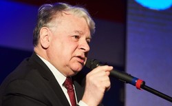 Bogdan Borusewicz: Jarosław Kaczyński jest przedmiotem pewnej gry w partii