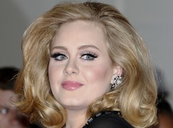 Chris Cornell: To Adele powinna śpiewać dla Bonda