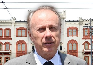 Rektor Đokić.