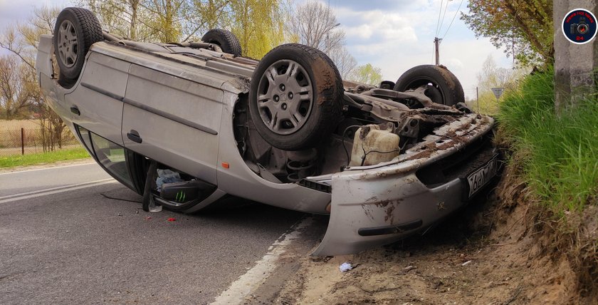 Wypadek w Cieciszewie. Kierowca uciekł, a potem... wrócił