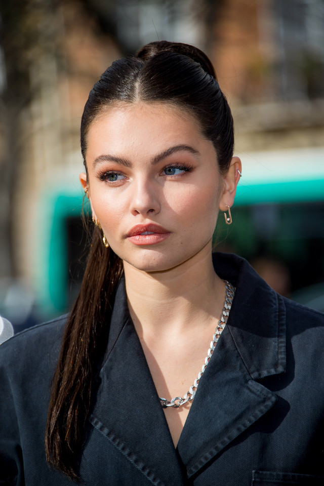 Thylane Blondeau podczas Paris Fashion Week wiosną 2020 r. 