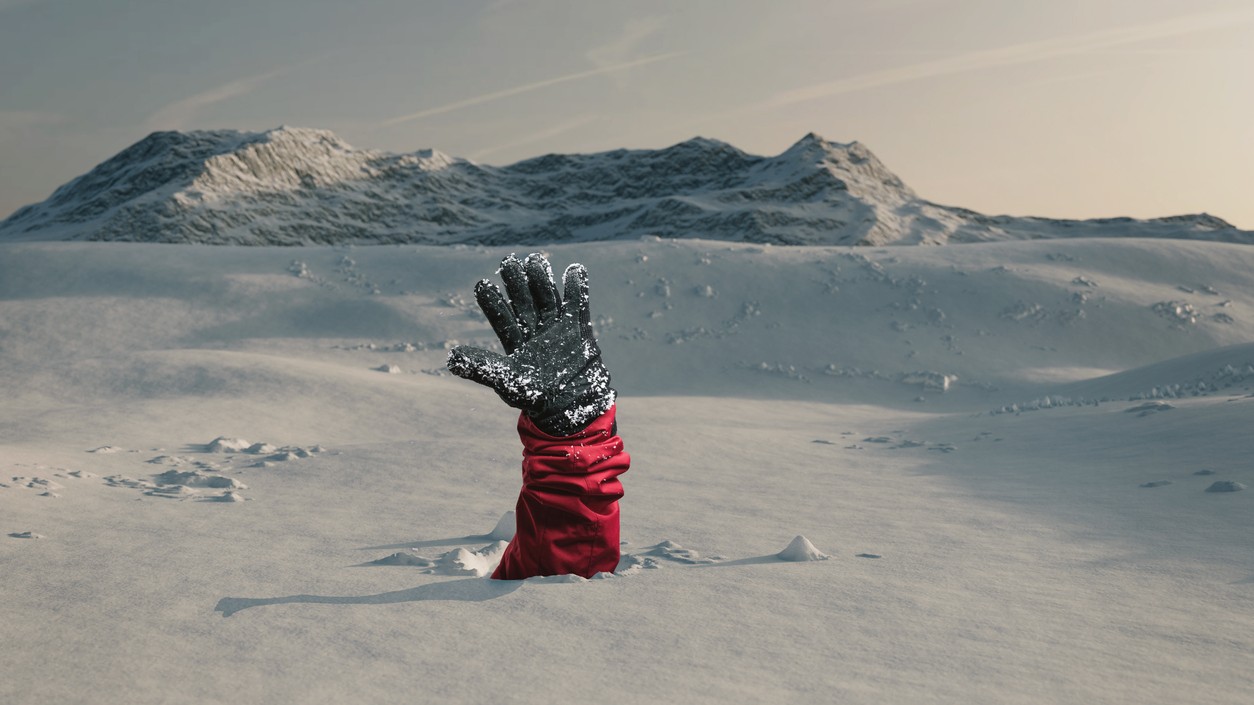 Lavína zabila dvoch lyžiarov mimo upravenej zjazdovky. (ilustračné foto)
