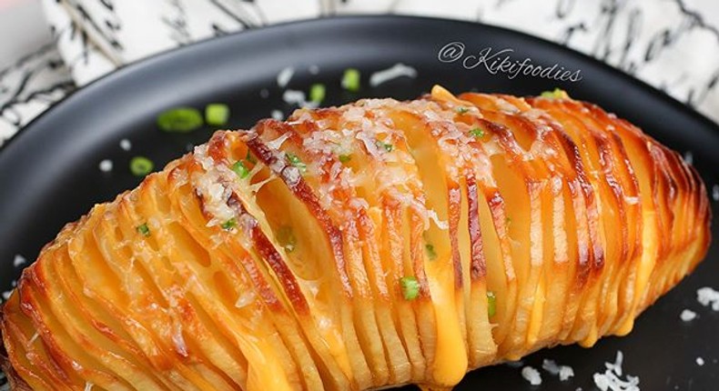 How to make cheesy stuffed baked potatoes