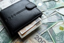 Polacy wezmą się za swoje finanse w 2026 roku? Noworoczne postanowienia rodaków pod lupą [BADANIE]