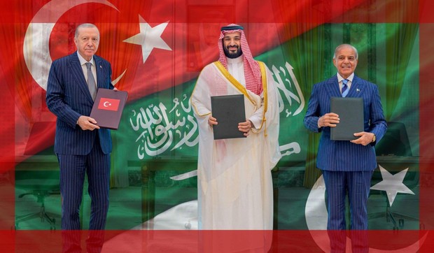 Predsednik Turske Redžep Tajip Erdogan, saudijski prestolonaslednik Muhamed bin Salman i pakistanski premijer Šehbaz Šarif potpisali su 7. avgusta 2026. u Meki vojni savez | Foto: Reuters