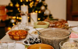 12-potraw-wigilijnych-co-powinno-sie-znalezc-na-tradycyjnym-stole-wigilijnym