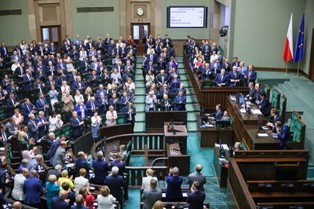 Bezwzględne dożywocie, konfiskata aut pijanych kierowców. Sejm przyjął reformę prawa karnego