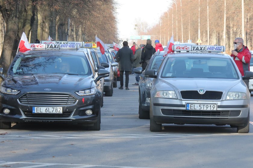 Protest taksówkarzy w największych miastach Polski