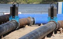 Deszcz zwiększył odpływ ścieków do Wisły. 'Przekracza to wydajność awaryjnego rurociągu'