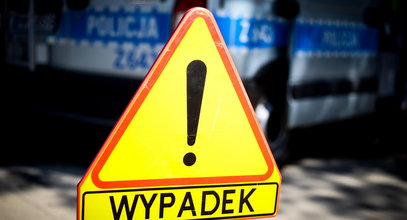 Koszmarny wypadek pod Szczecinkiem. BMW stanęło w ogniu. W środku były trzy młode osoby