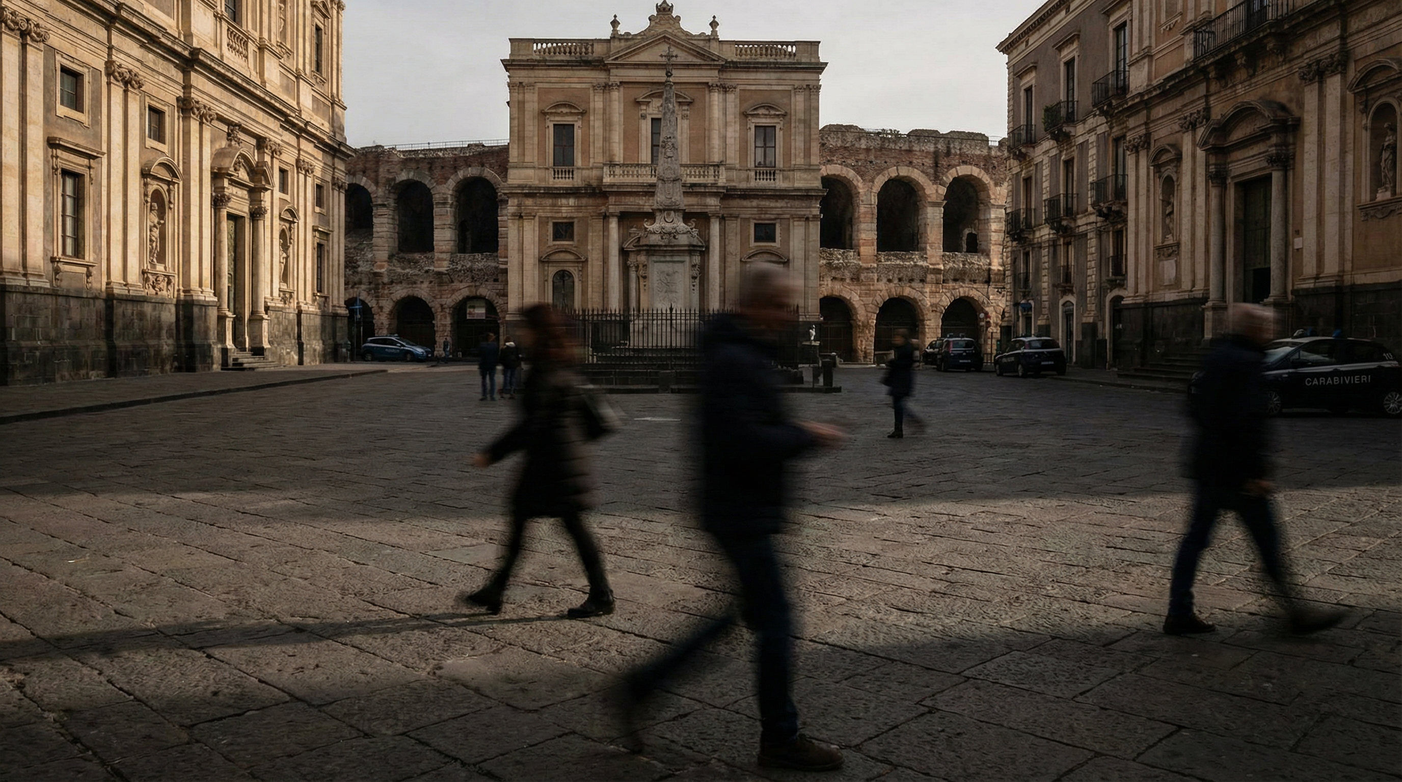 Una baby gang picchia 14enne a Catania: padre posta foto delle ferite