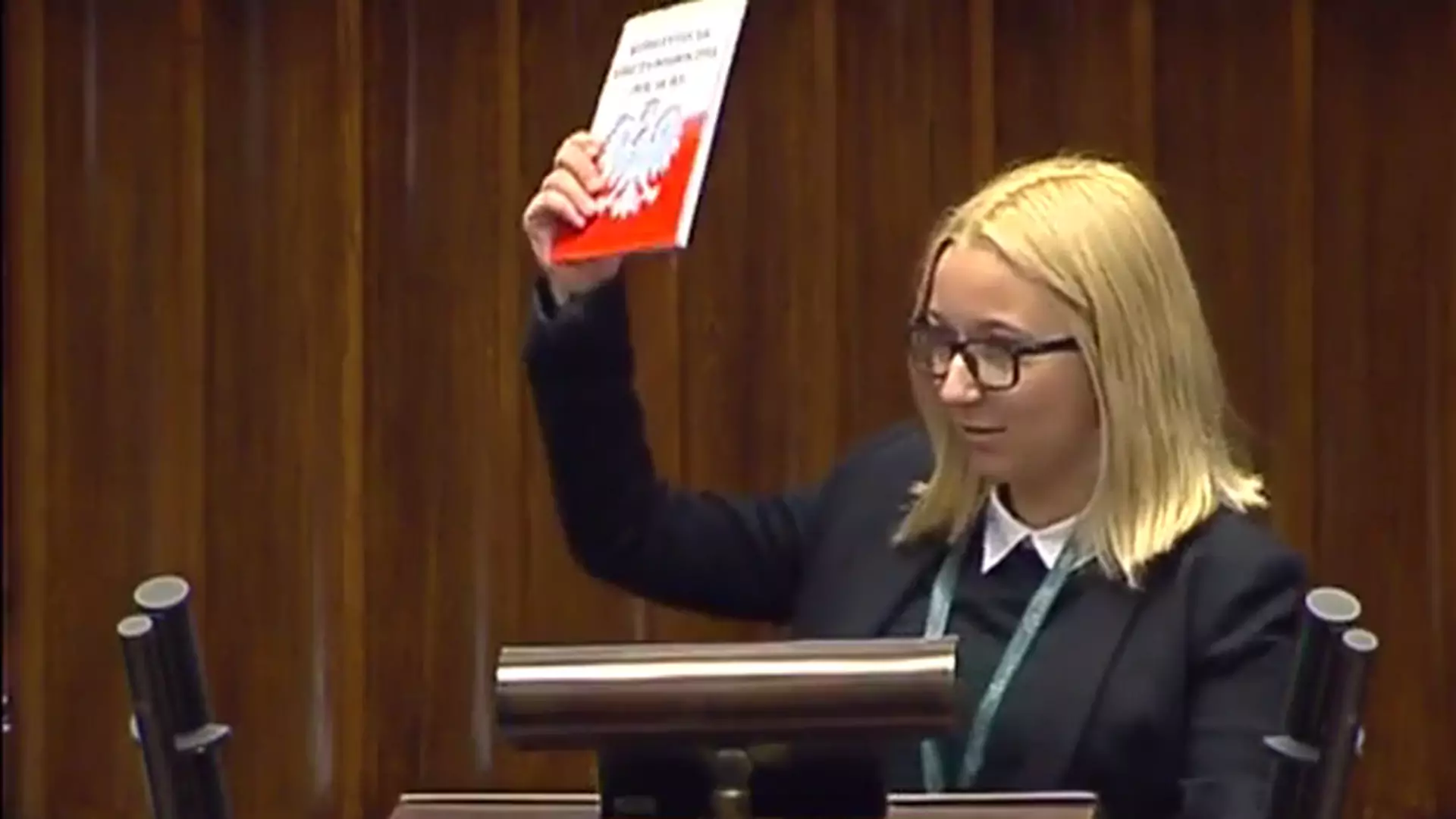 Sejmowe wystąpienie nastolatki hitem internetu. Przysłuchujący się politycy musieli mieć nietęgie miny