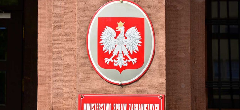 Cmentarz żołnierzy AK w Surkontach dewastowany przez służby. Reakcja polskiego MSZ