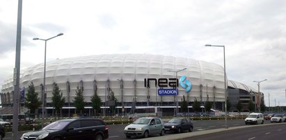 Gigantyczna konstrukcja zawiśnie na stadionie