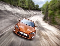 Tak wygląda nowa Toyota! Zobacz pierwsze zdjęcia