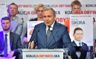 Ciemne chmury nad Grzegorzem Schetyną