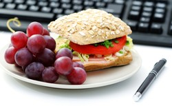 Nie zbankrutujesz, a zyskasz na zdrowiu. Przekąski za mniej niż 10 zł