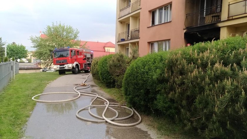 Pożar bloku w Dąbrowie Tarnowskiej