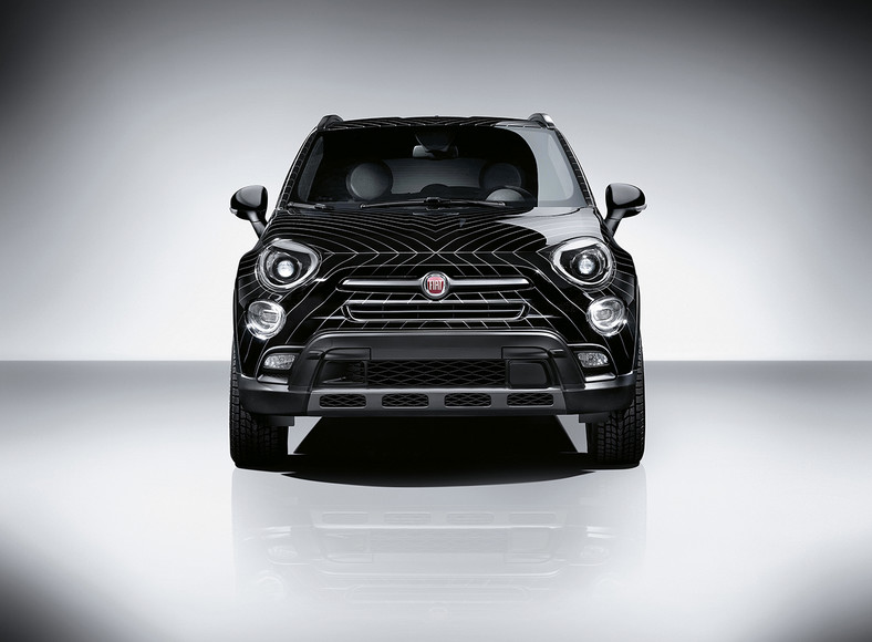 Pokazowy Fiat 500X Black Tie