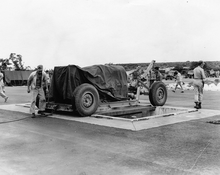 "Litte boy" i "Fat man" - bomby zrzucone na Hiroszimę i Nagasaki