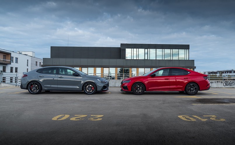 Hyundai i30 Fastback N czy Skoda Octavia RS