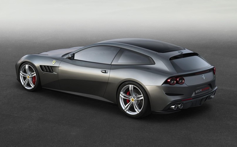 Ferrari GTC4Lusso