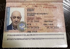 Tajemniczy pan Bobrow i jego fałszywy paszport. 'To prawdziwa ironia losu'