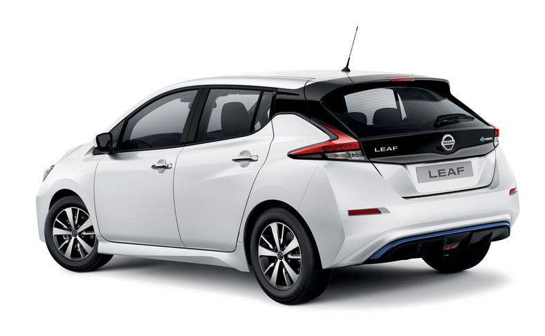 Nissan LEAF ostro tanieje w Polsce. Japończycy idą na