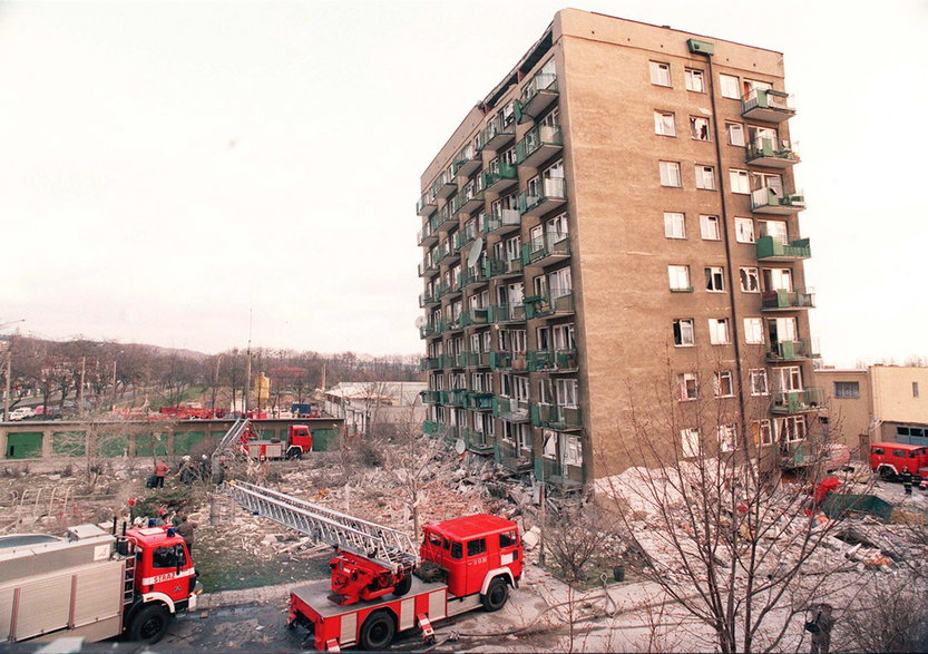 Akcja ratownicza po wybuchu gazu w budynku mieszkalnym w Gdańsku w 1995 r.