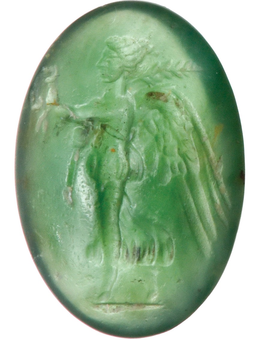 Gema sa predstavom boginje Viktorije II–III vek, zeleni kalcedon, Muzej primenjene umetnosti