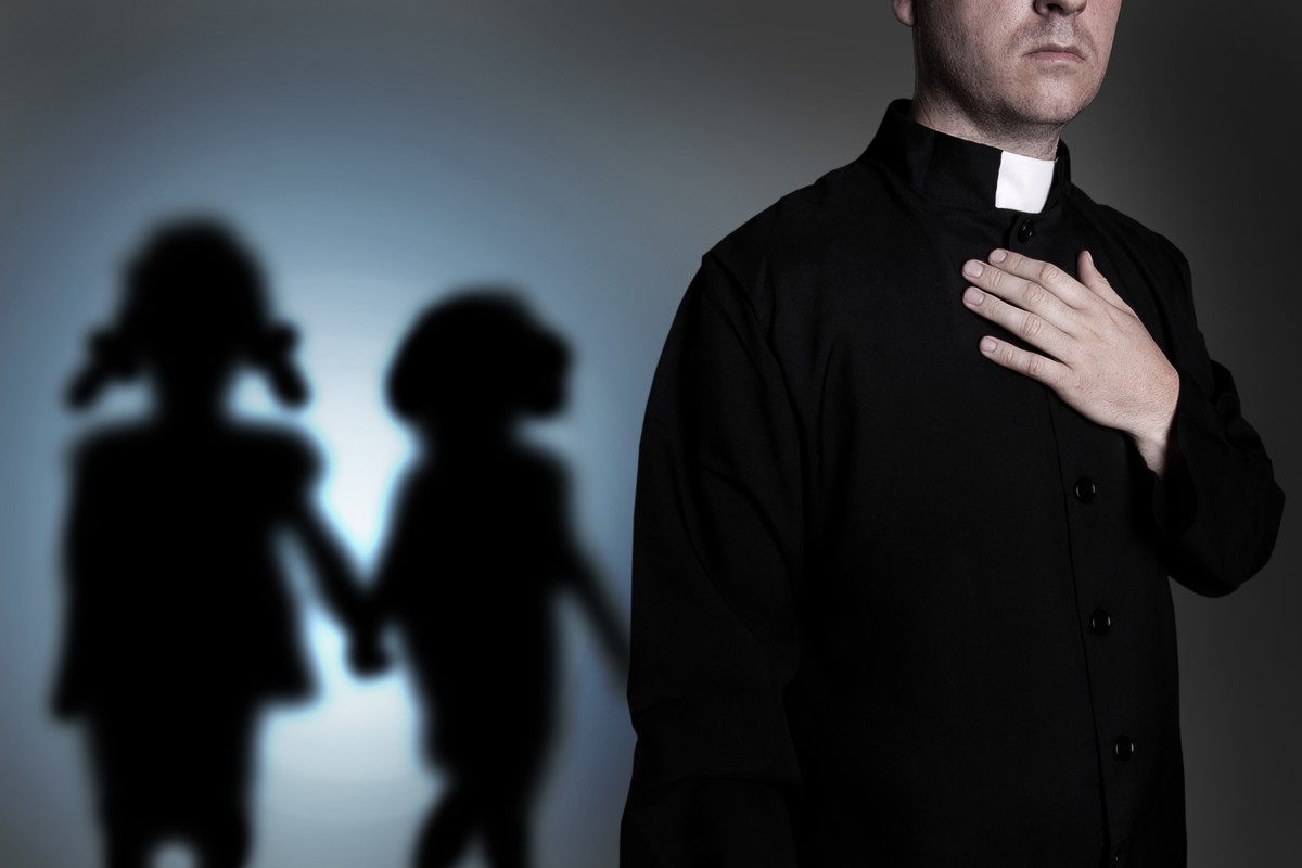 Scandal în Jaworzno. Preotul a trimis un bărbat suspectat de pedofilie la colindat   
