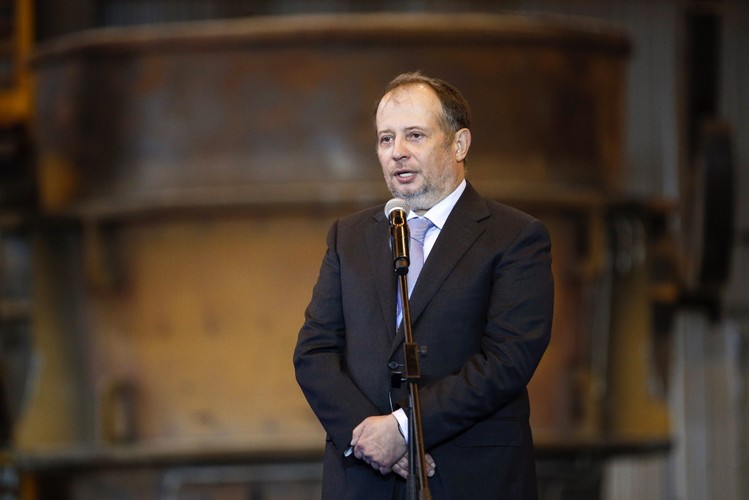 <b>4. Vladimir Lisin zgromadził majątek szacowany na 16,6 mld dolarów. na rosyjskiej liście najbogatszych ludzi jest 4., a na światowej - 53. </b>

Jest prezesem  i właścicielem Nowolipieckiego Kombinatu Metalurgicznego - jednego z największych w Rosji.