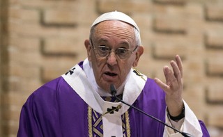 Papież w Egipcie: Nie będzie pokoju na świecie bez edukacji młodzieży