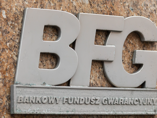 Jedną decyzją BFG może obedrzeć frankowiczów z ostatnich złudzeń co do możliwości sądowego uregulowania statusu spornej umowy kredytowej zawartej z Getin Noble Bankiem
