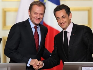 Donald Tusk i Nicolas Sarkozy