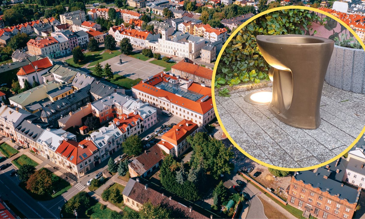 Ustawili sedes na głównym deptaku Radomia. "Na wszelki wypadek można podłączyć"