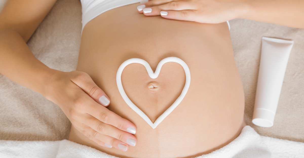 Jak pielęgnować brzuch w ciąży?