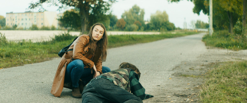 Julia Szczepańska i Mateusz Więcławek w filmie "Wiarołom"