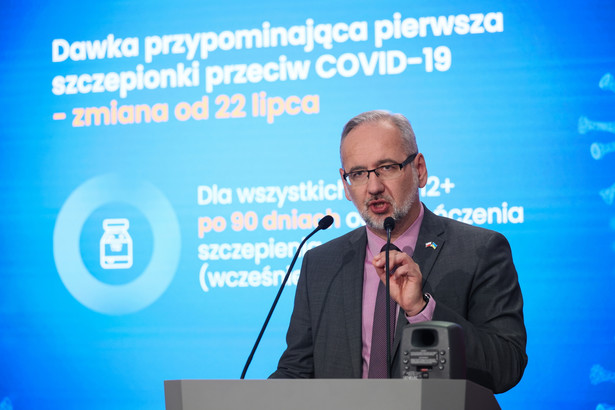 Adam Niedzielski podczas konferencji nt. czwartej dawki szczepionki na Covid-19