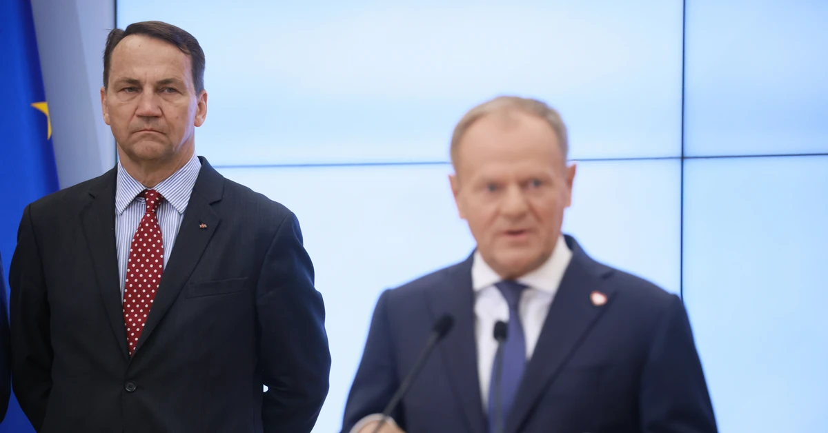 Tusk i Sikorski kontra Nawrocki. "Weto prezydenckie jest za silne"